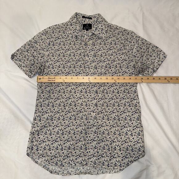 Ben Sherman Short Sleeve Button Down Shirt Size: S - Picture 4 of 7